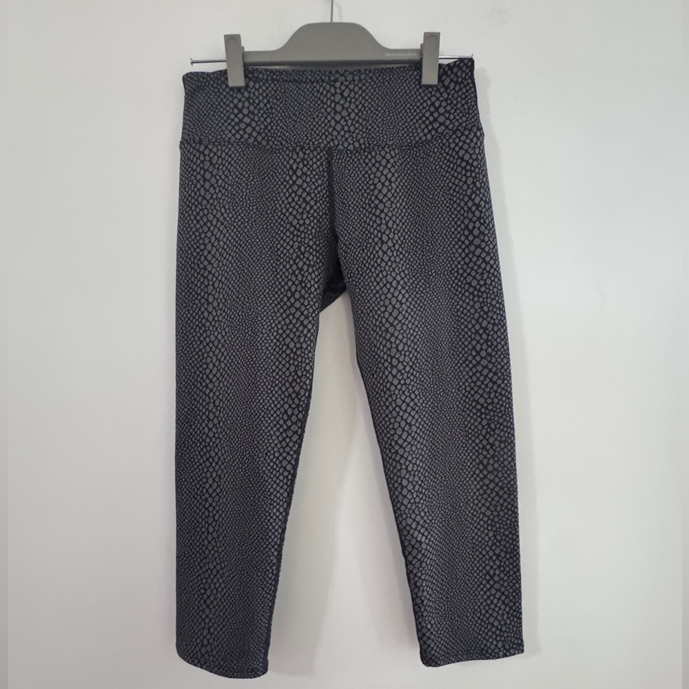 Hard Tail Black and Gray Patterned Leggings